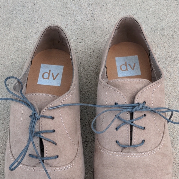 Dolce Vita tan shoes - Picture 4 of 4